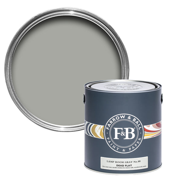Offene Dead Flat Farbdose von Lamp Room Gray, einem Grau, als hätte Ruß eine Wand verfärbt. 